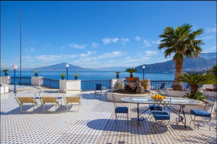 Villa La Terrazza Suites Sorrento Exterior photo