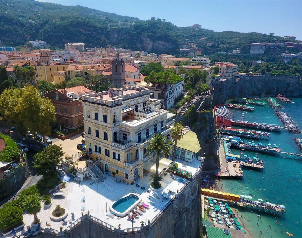 Villa La Terrazza Suites Sorrento Exterior photo