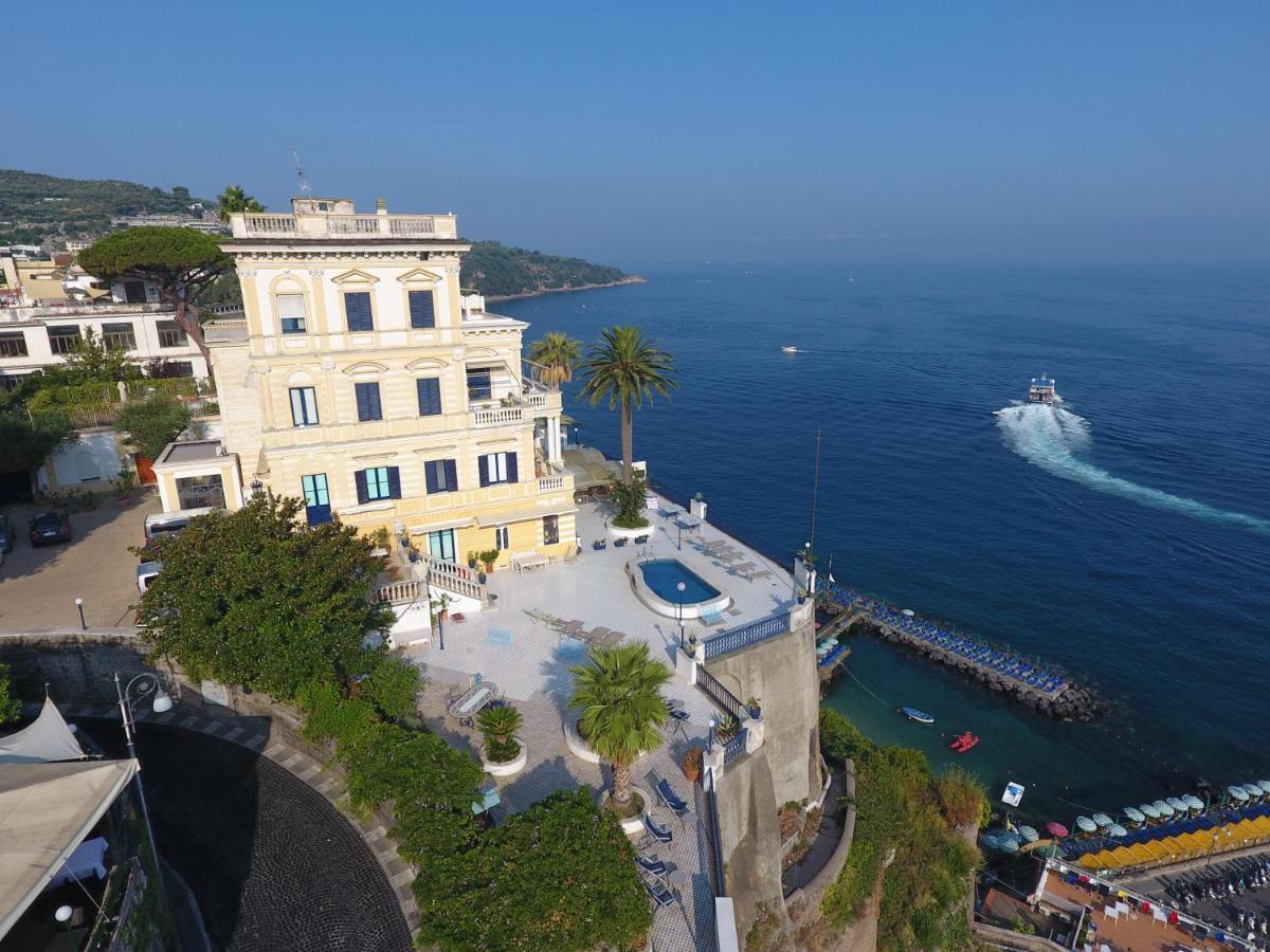 Villa La Terrazza Suites Sorrento Exterior photo